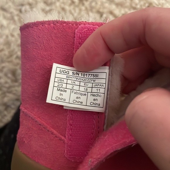 Great condition toddler keelan uggs - Picture 11 of 12